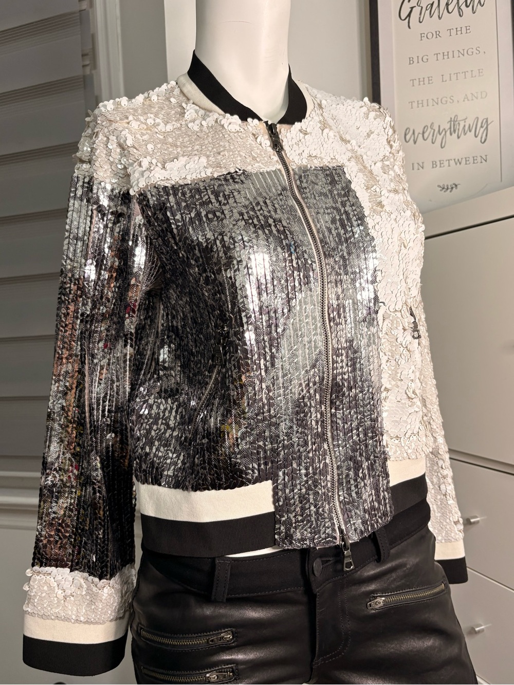 Pre❤️ AViU Sequin Bomber Jacket - Silver & White